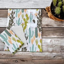 Load image into Gallery viewer, Cacti & Llama Tea Towel Set