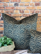 Load image into Gallery viewer, Leopard Print Velvet Cushion