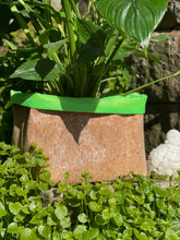 Load image into Gallery viewer, Silver Flaked Cork Pot