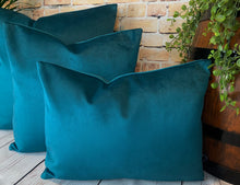 Load image into Gallery viewer, Teal Velvet Cushion