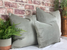 Load image into Gallery viewer, Champagne Velvet Cushion