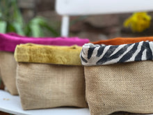 Load image into Gallery viewer, Hessian Fabric Plant Pot