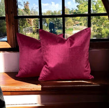 Load image into Gallery viewer, Burghundy Velvet Cushion
