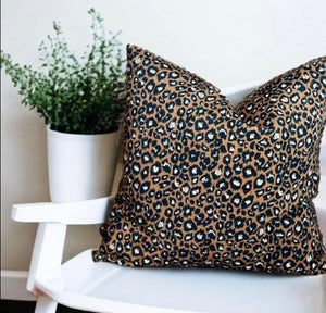 Retro Leopard Print Velvet Cushion
