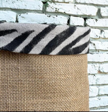 Load image into Gallery viewer, Linen Mix Zebra &amp; Hessian Pot
