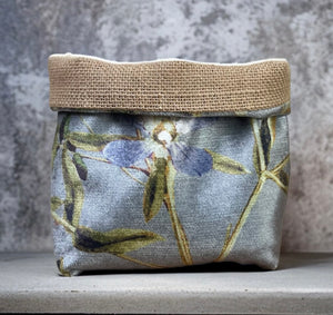 Silver with Ivy Velvet & Hessian Pot