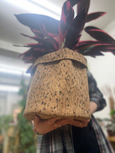 Load image into Gallery viewer, Large Round Black Speckled Cork Pot
