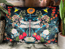 Load image into Gallery viewer, Dragon Fly Velvet Cushion
