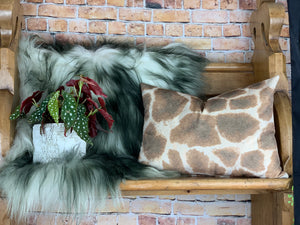 Giraffe Velvet Cushion